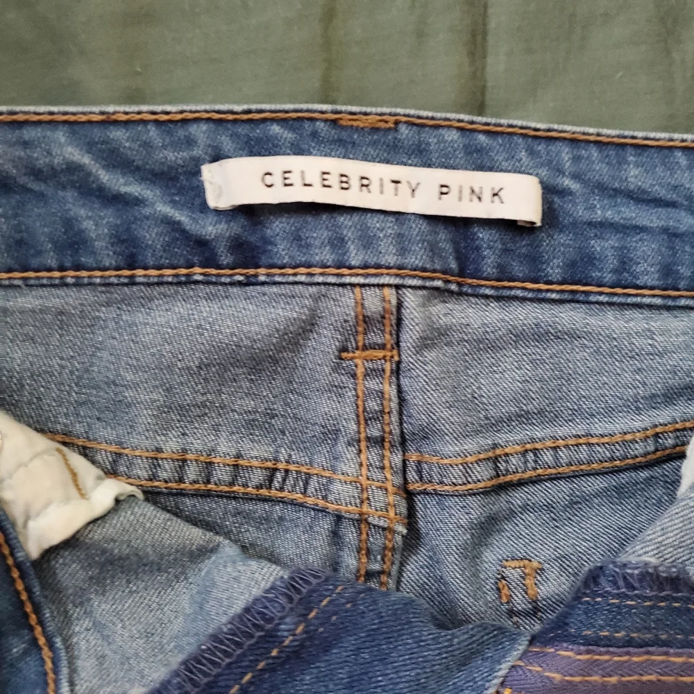Distressed and Cuffed Celebrity Pink Shorts - Picture 4 of 5